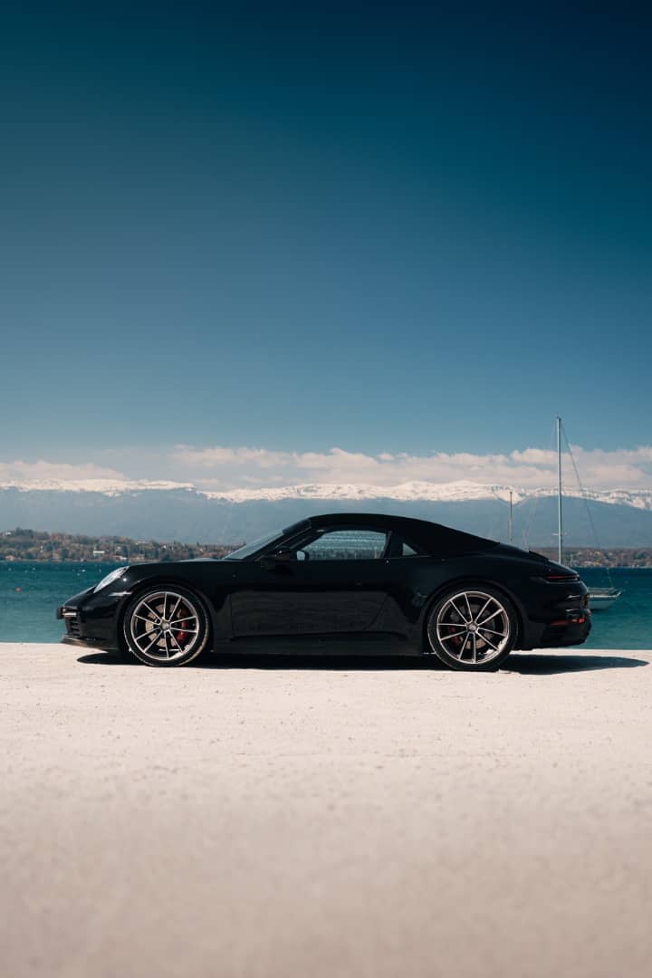 Porsche-15.jpg