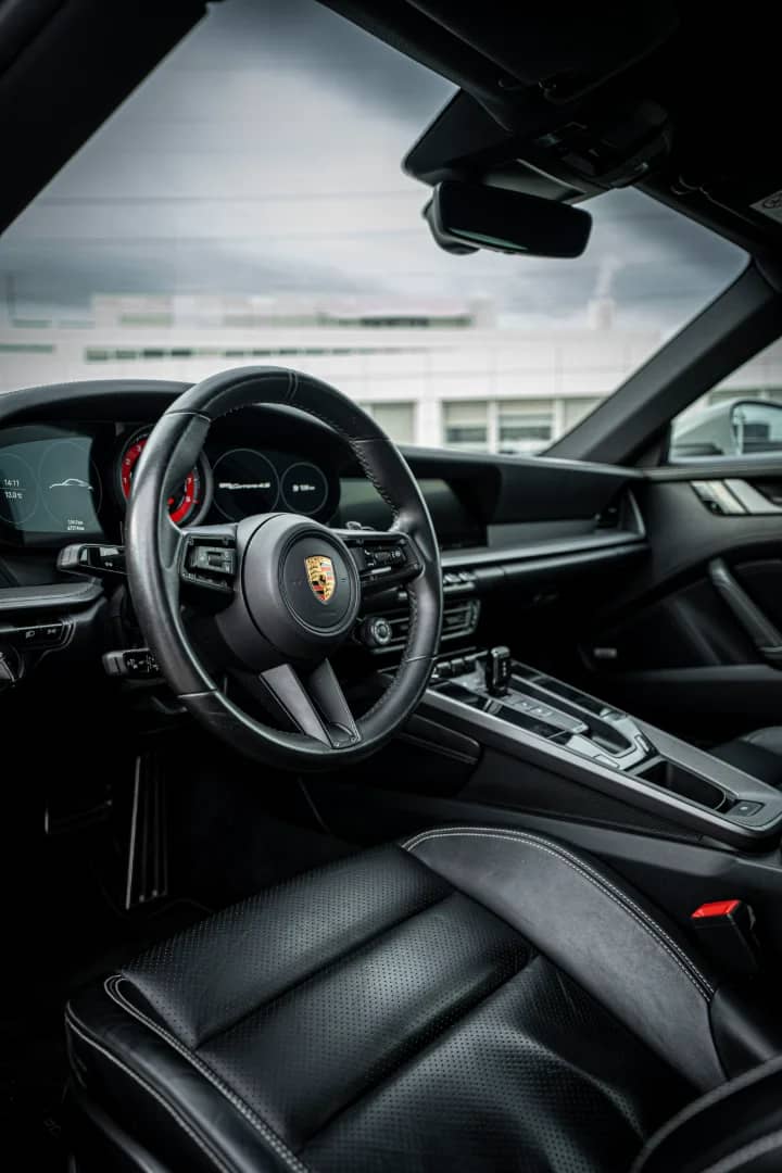 porsche_18.webp