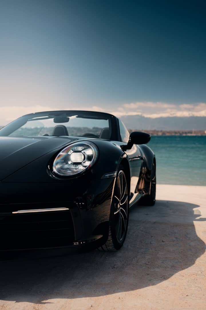 Porsche-11.jpg