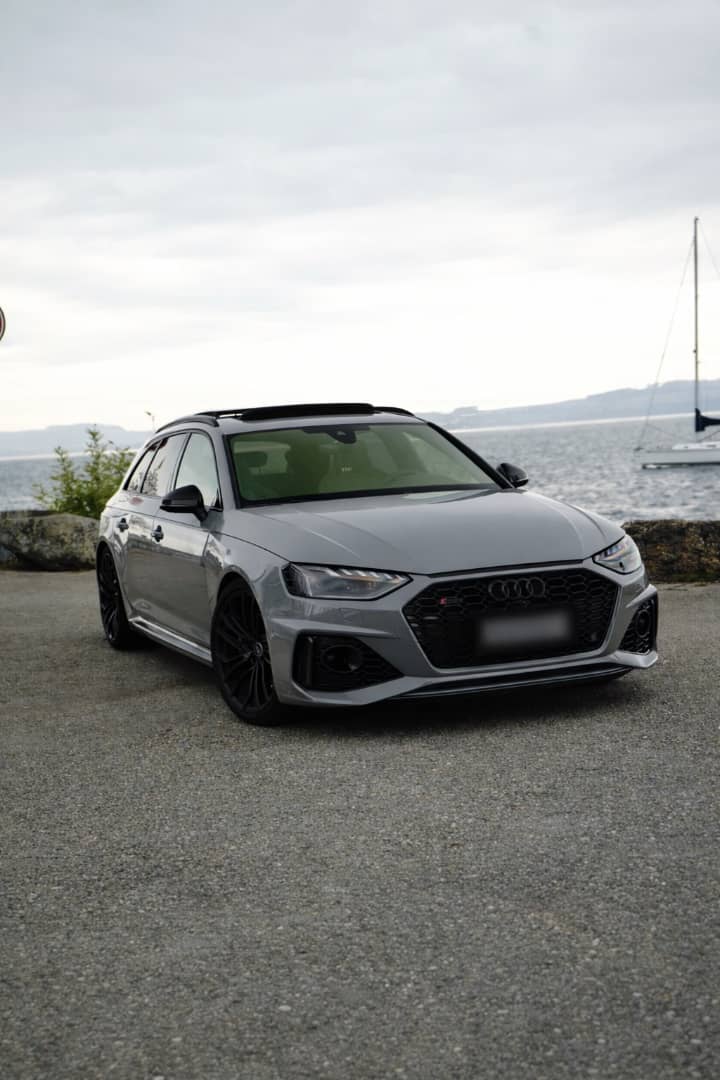 Audi RS4