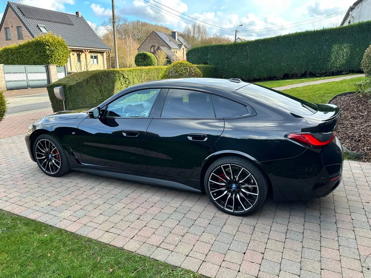 BMW I4