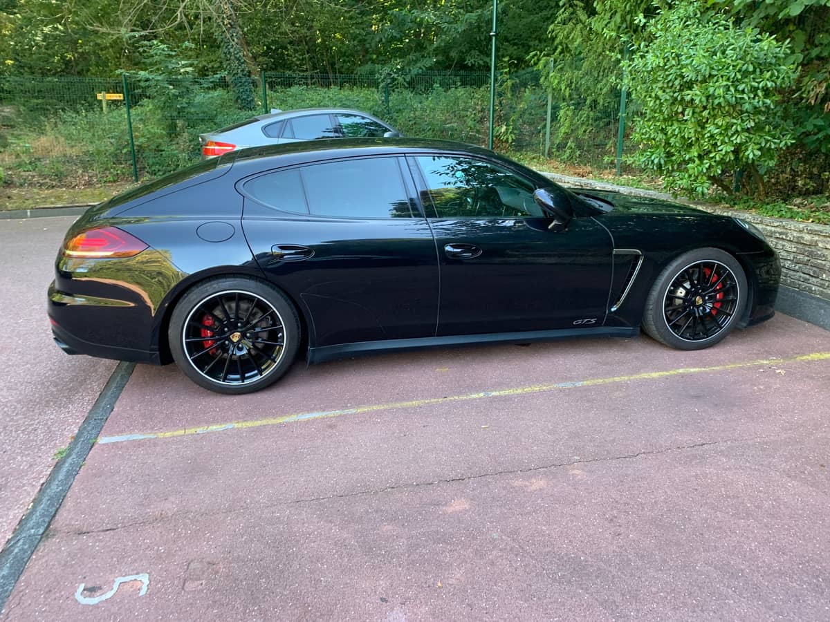 Porsche Panamera GTS