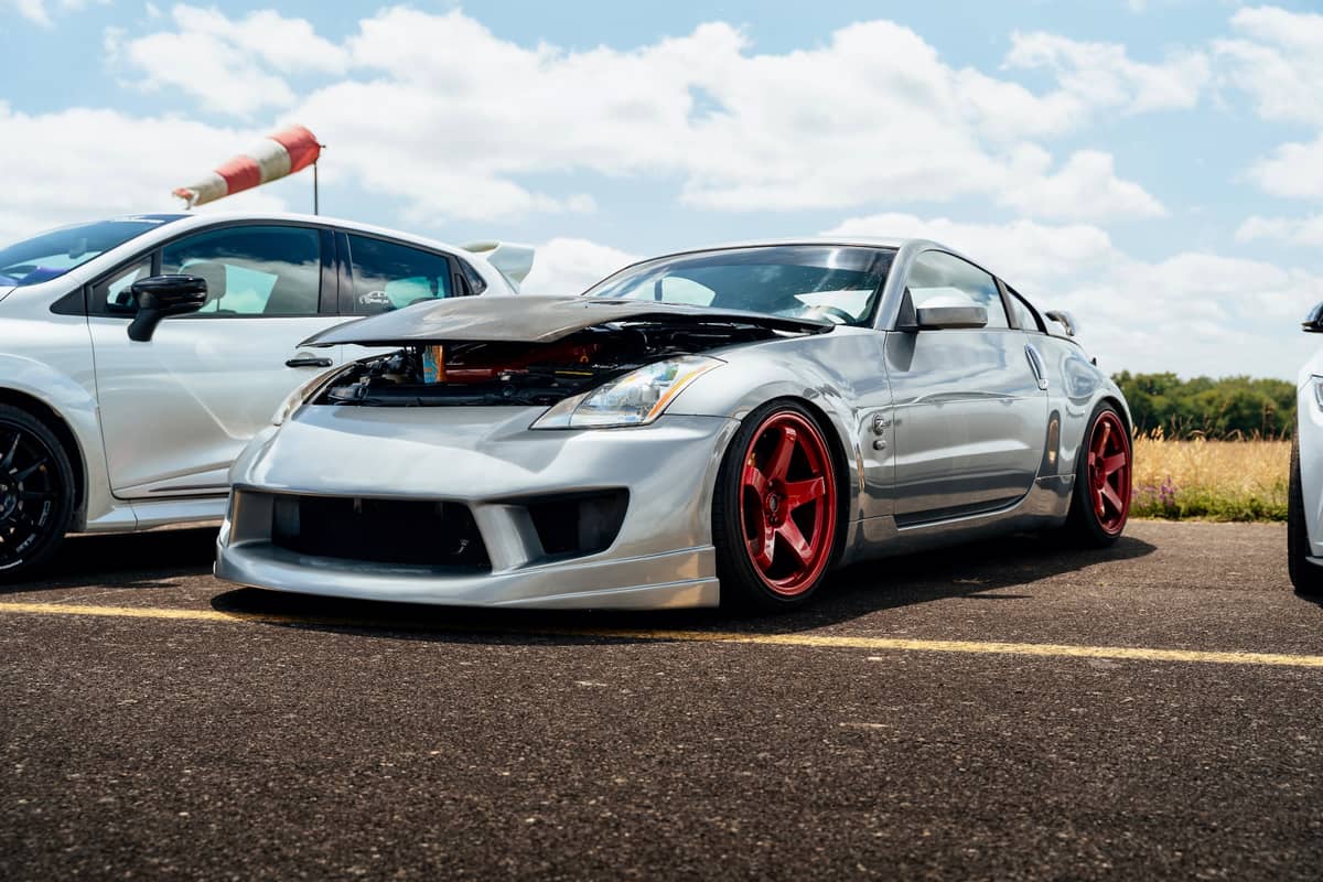 Nissan Num 370Z