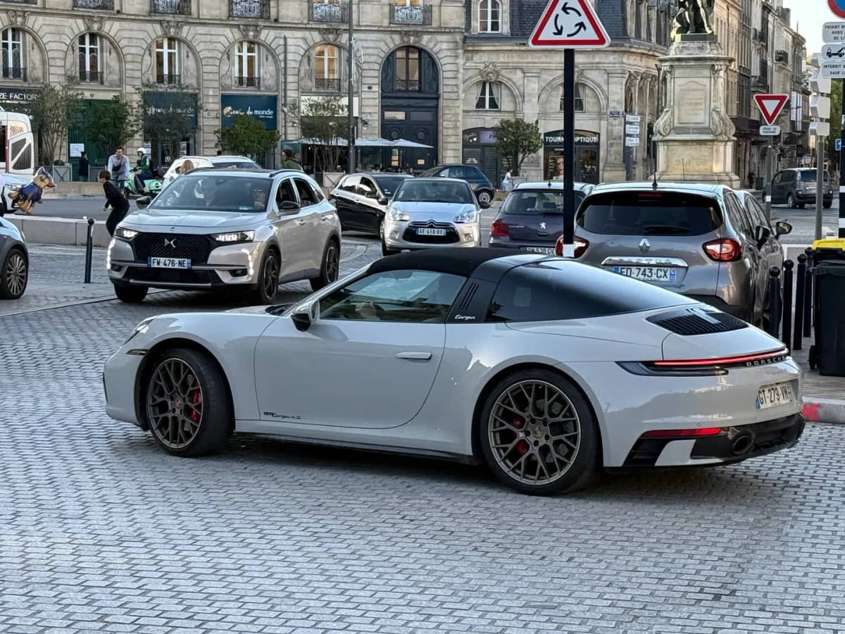 Porsche 911