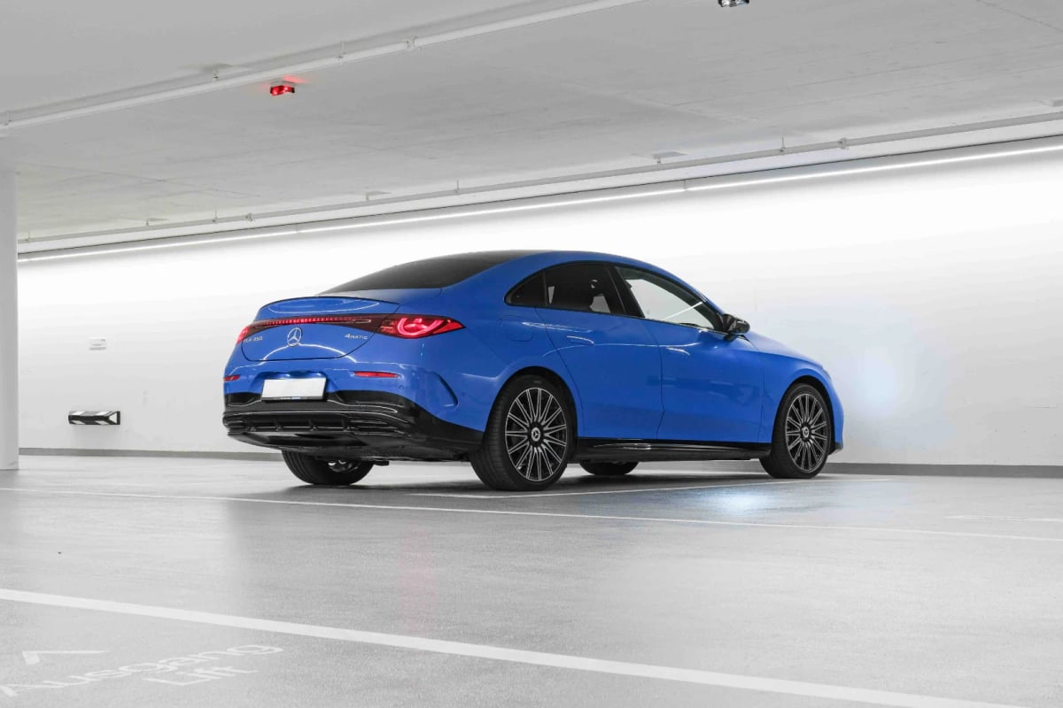 Mercedes-Benz CLA 350 4matic EQ-6.webp