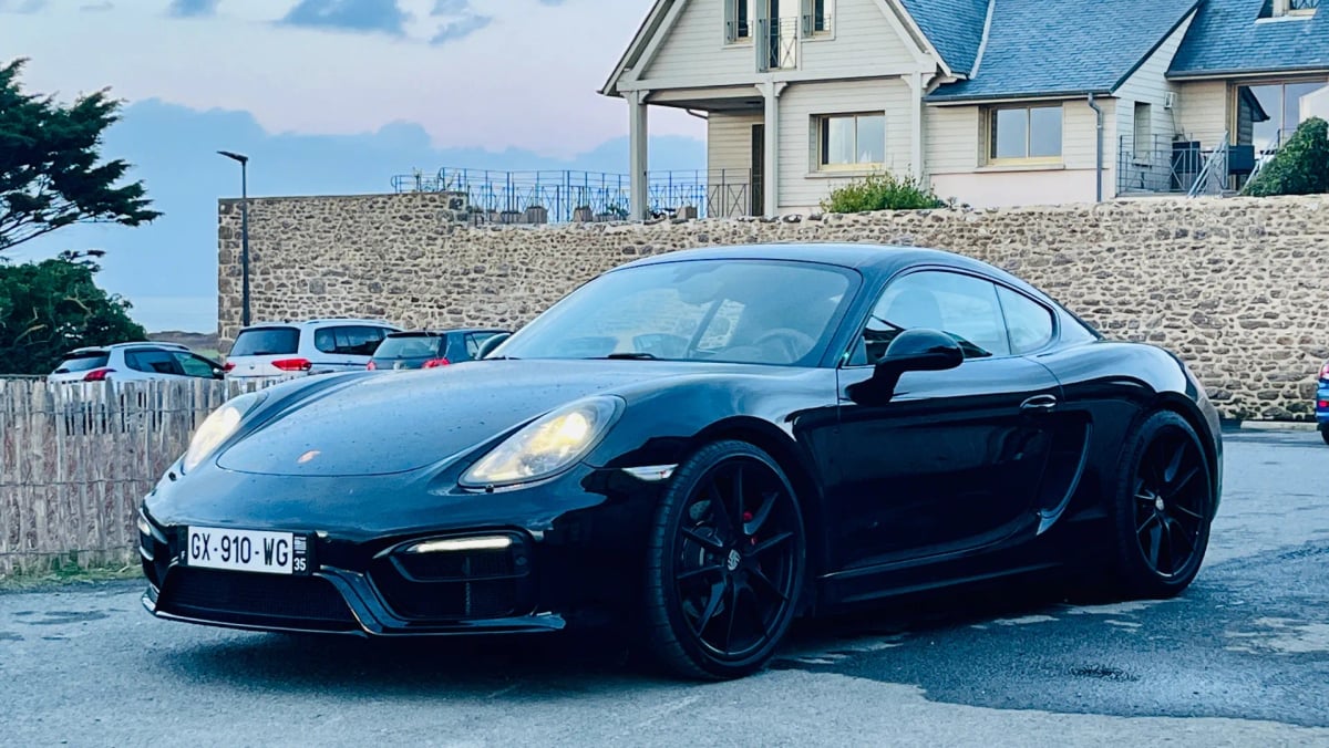 Porsche 718 Cayman